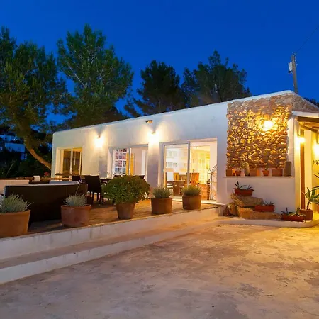 Haveli House Ibizan Rustic House *