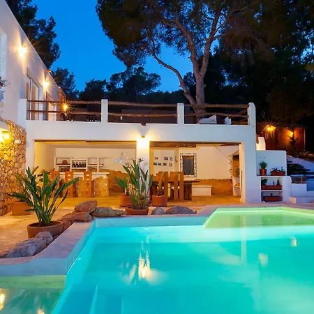 Haveli House Ibizan Rustic House * קאלה וואדלה