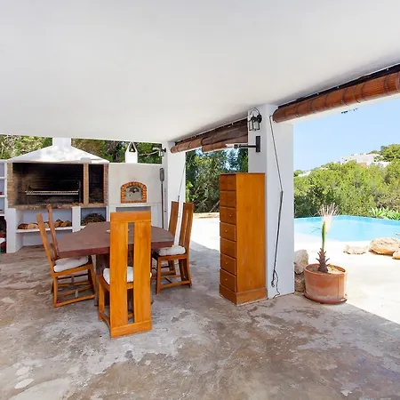 Haveli House Ibizan Rustic House בית כפרי קאלה וואדלה
