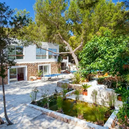 Haveli House Ibizan Rustic House בית כפרי *